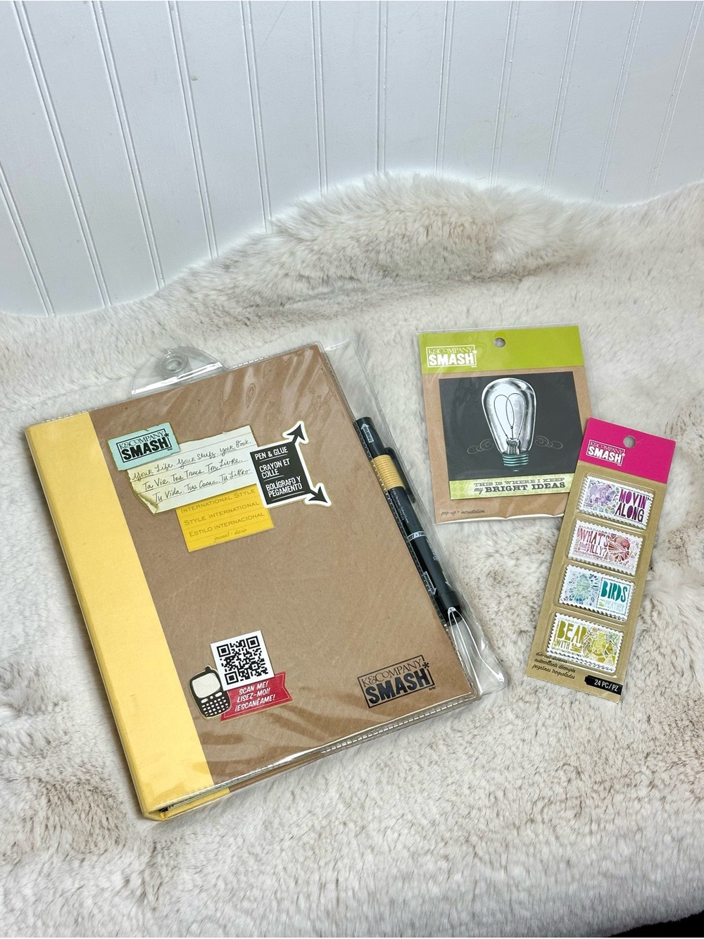 SMASH Scrapbook Kit (2012) with accessory + Stickers